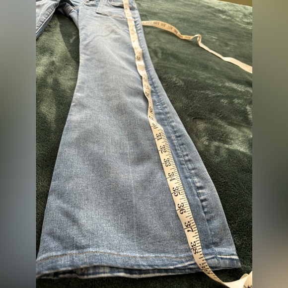 American Eagle (Next Level Stretch) flare jeans, sz 8 - Picture 10 of 10